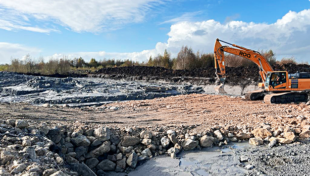Large-scale earthworks operations delivered by ROQ on infrastructure and renewable energy projects